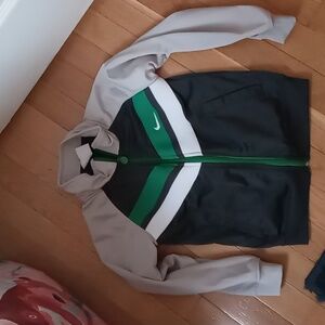 Nike windbreaker 100% polyester